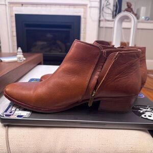Sam Edelman Petty Ankle Bootie/12